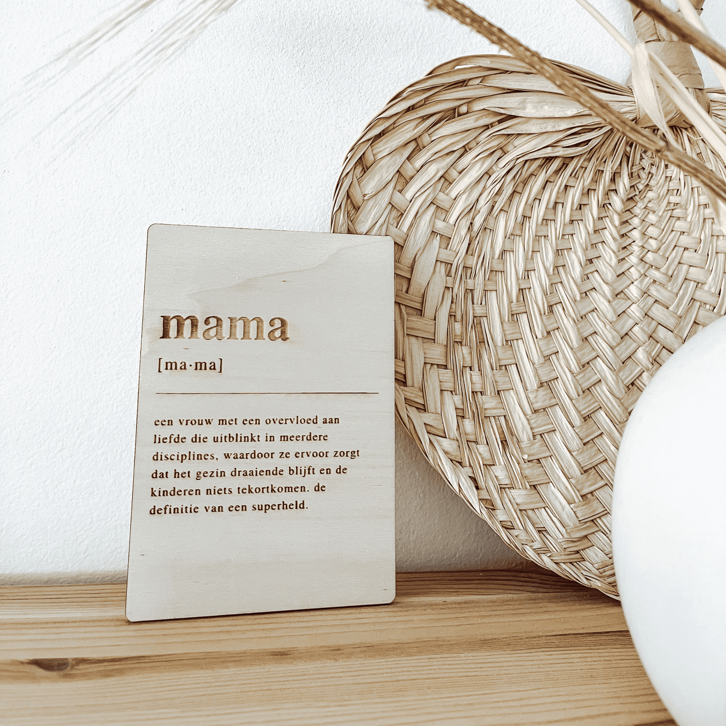 Houten bedankkaartje – een liefdevol cadeau voor mama, perfect om waardering en dankbaarheid te tonen - sfeerimpressie.