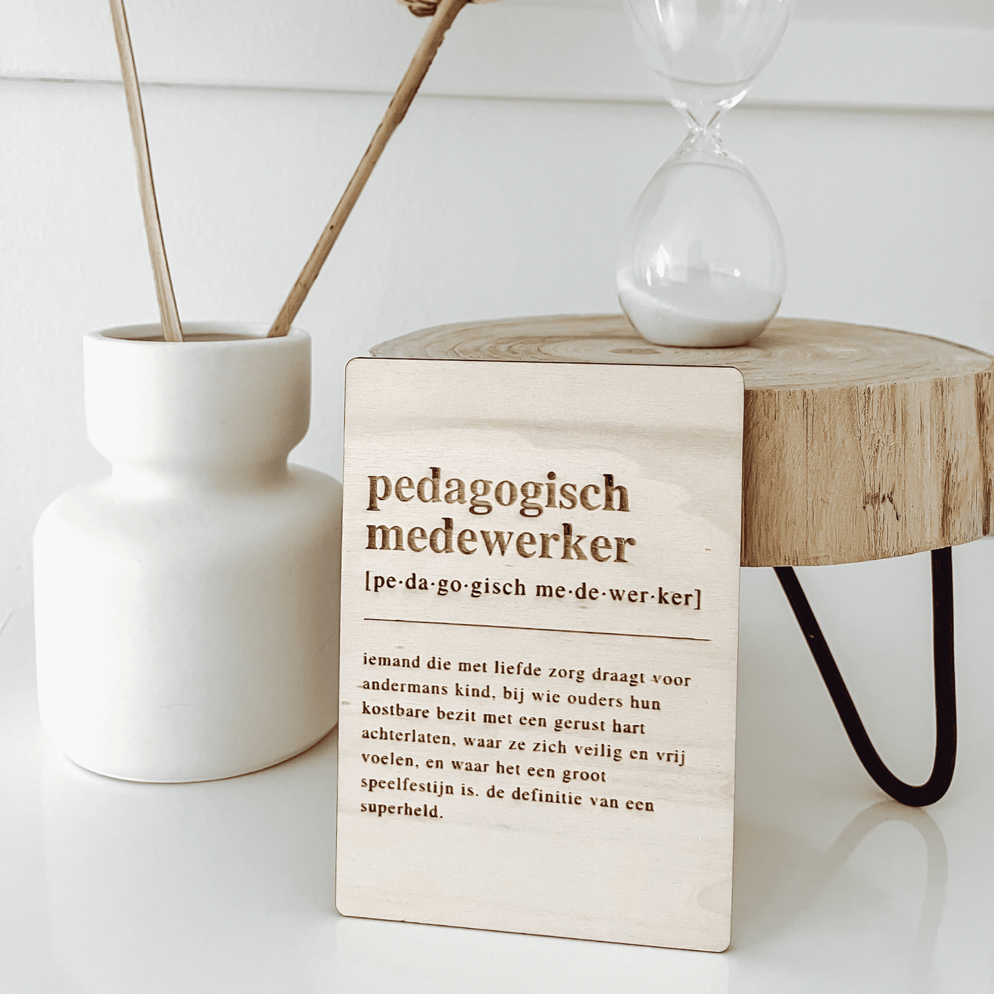 Houten bedankkaartje – een uniek cadeau voor een pedagogisch medewerker als blijk van waardering voor de inzet - sfeerimpressie.