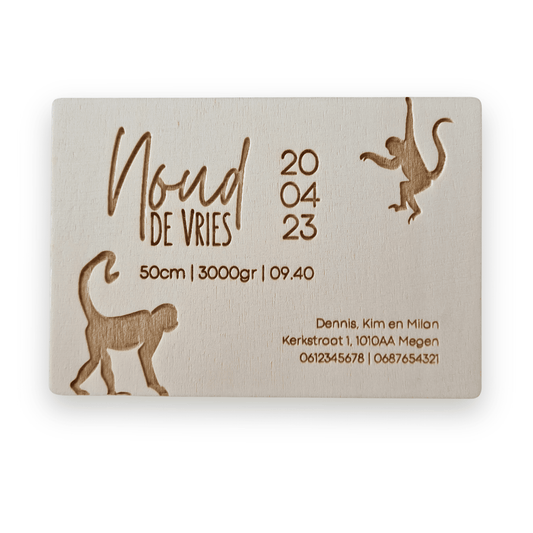 Houten geboortekaartje Noud - Achterkant - uniek en duurzaam alternatief voor traditionele kaartjes.