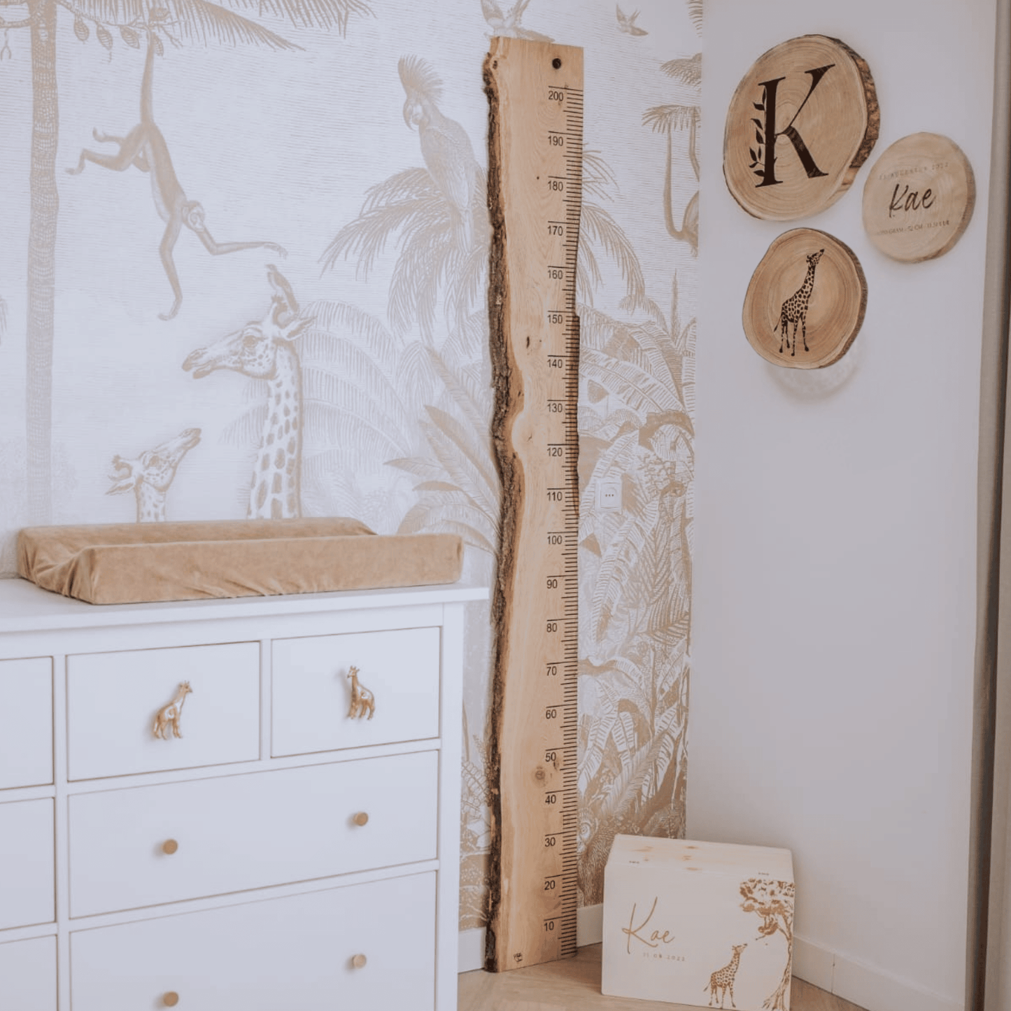 Groeimeter 200cm Eikenhout Schaaldeel