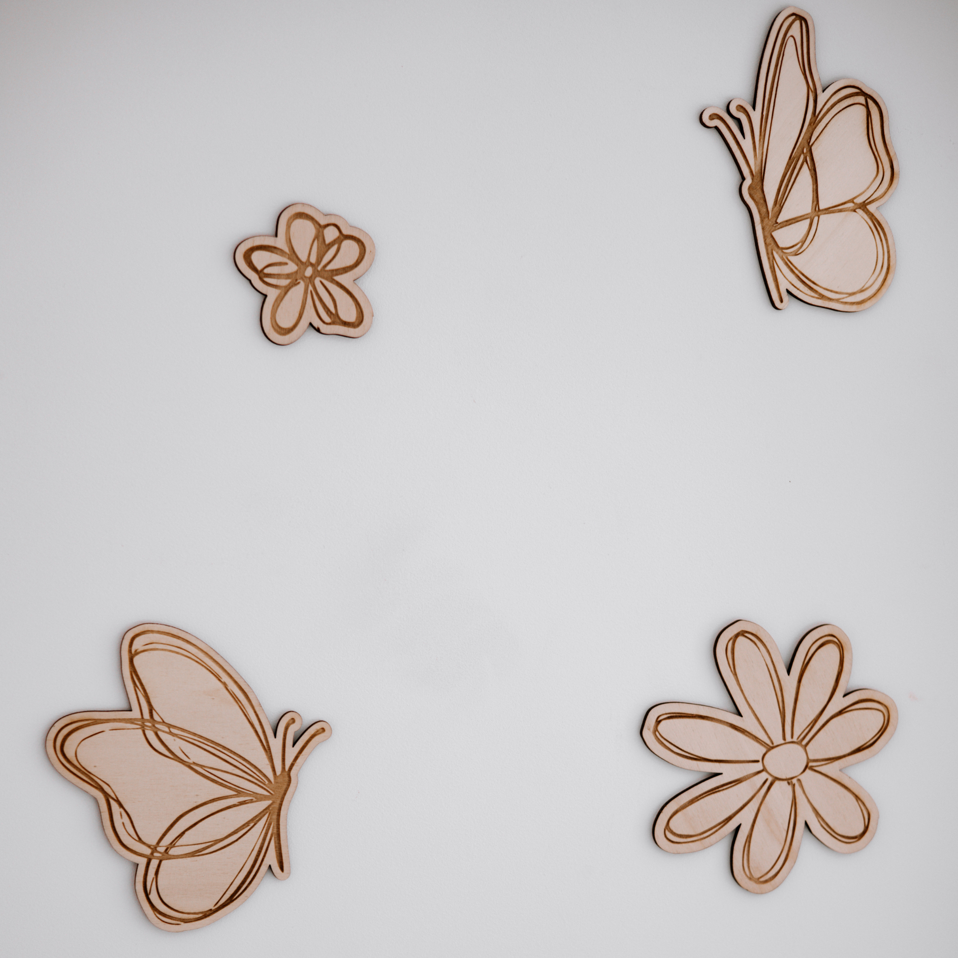 Houten Bloemen voor Creatieve Projecten Houten Bloemen voor Creatieve Projecten